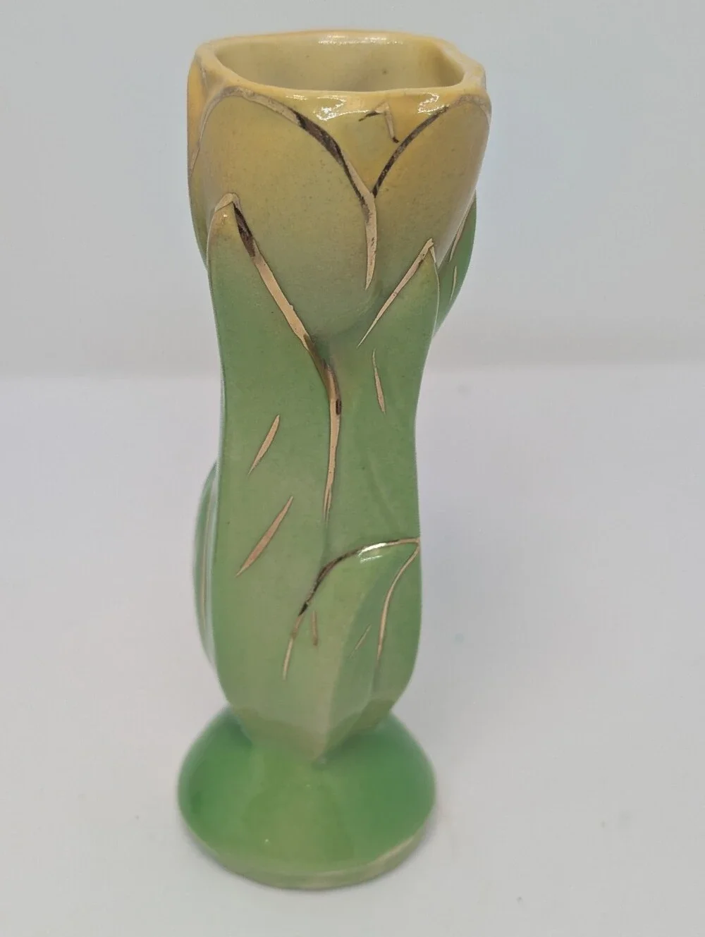 Vintage Shawnee Yellow and Green Tulip Bud Vase USA Portery 1115